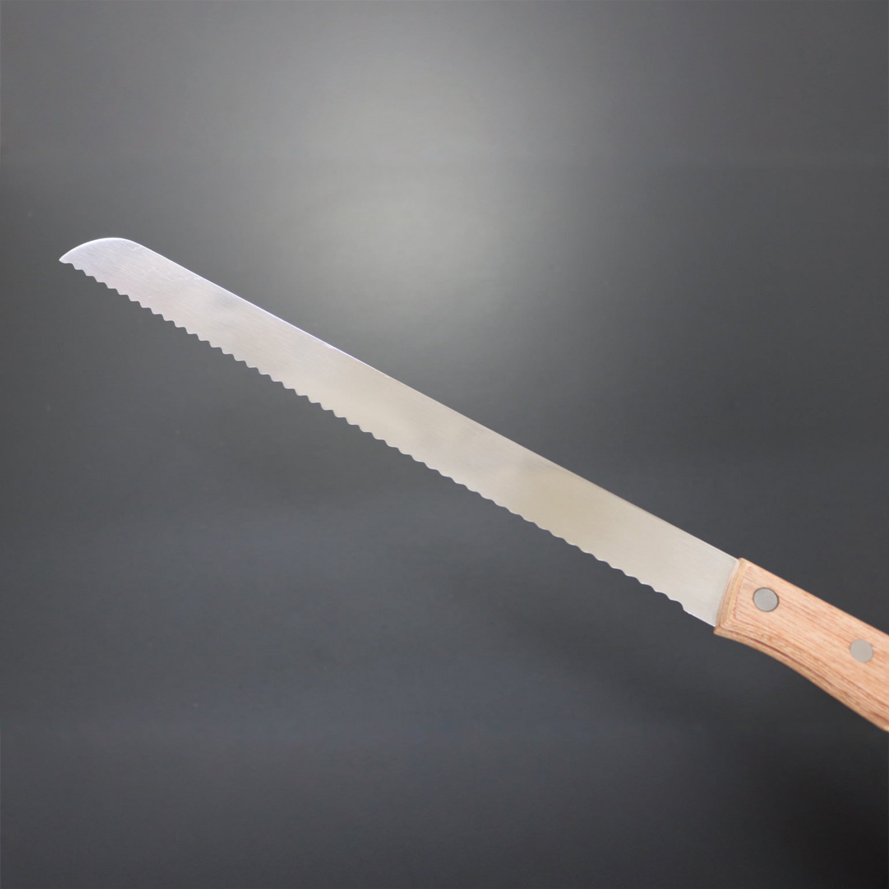 Kanetsune Bread Knife